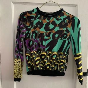 80s inspired leopard-Esque crew neck top